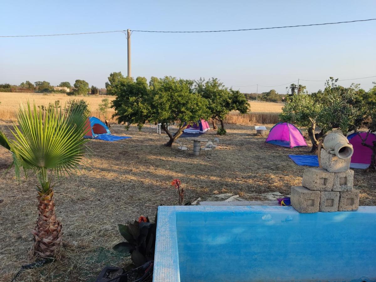 Aree Tende Presso La Casa In Campagna Di Ottavia Ξενοδοχείο Alezio Εξωτερικό φωτογραφία